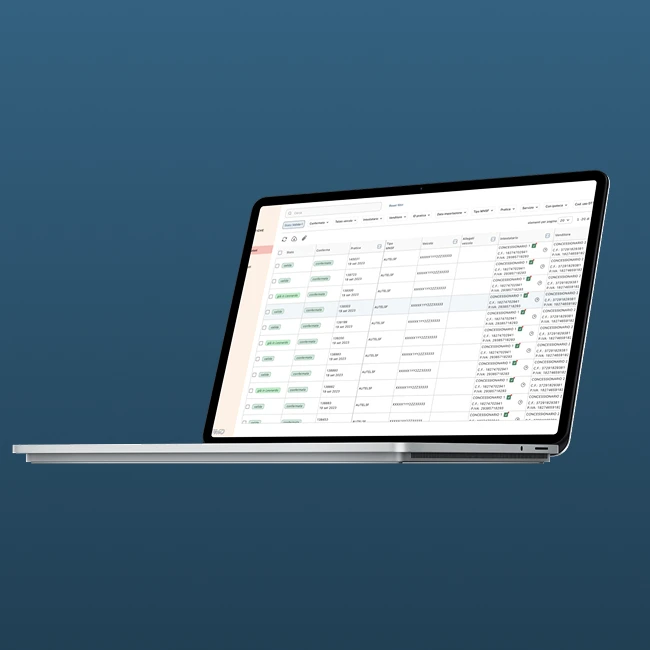 Mockup di un computer con una schermata del software "San fermo".